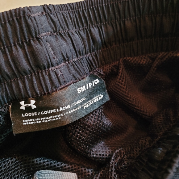 Under Armour Mesh Track Pant - Picture 2 of 2